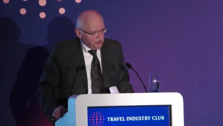 Günter Verheugen mit Keynote zur Europapolitik bei der Awardnight 2016