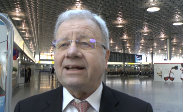 Neues Lufthansa-Logo ruft Kritiker auf den Plan: Prof. Karl Born äussert sich bissig!
